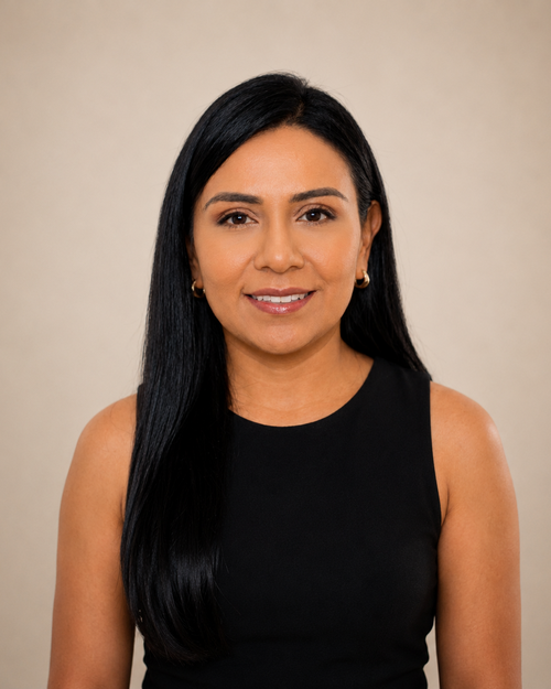 Headshot — Cristina Bolaños